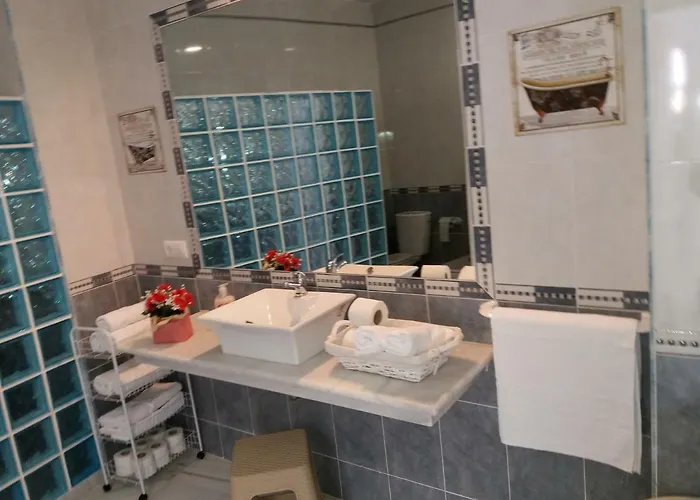 Big House Jerez 펜션 헤레스